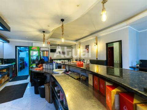 Loja  Arrendamento em Moreira de Cónegos,Guimarães