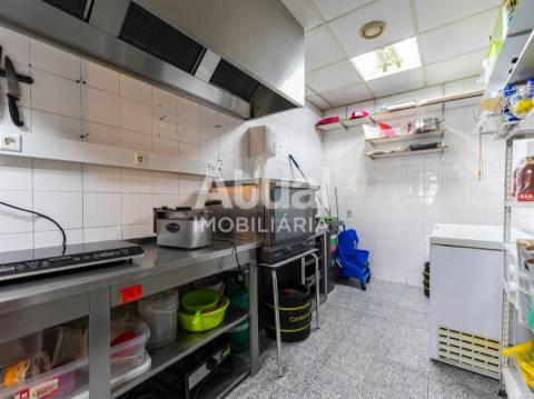 Loja  Arrendamento em Moreira de Cónegos,Guimarães