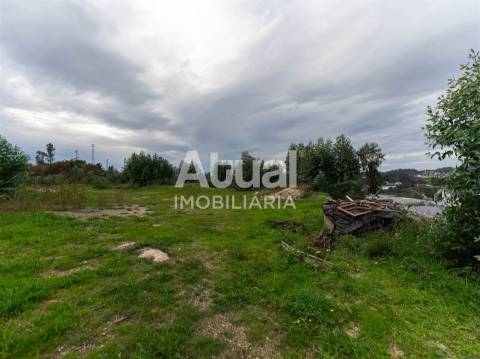 Terreno Para Construção  Venda em Vilarinho,Santo Tirso