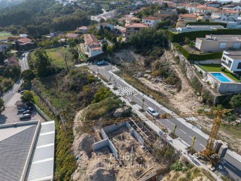 Lote de Terreno  Venda em Abação e Gémeos,Guimarães