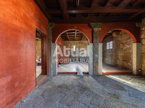 Moradia para Restaurar T6 Venda em Urgezes,Guimarães