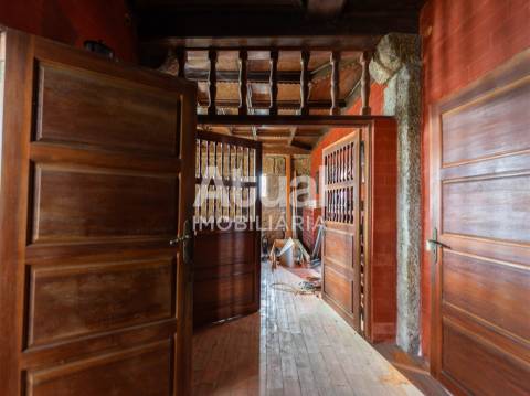 Moradia para Restaurar T6 Venda em Urgezes,Guimarães