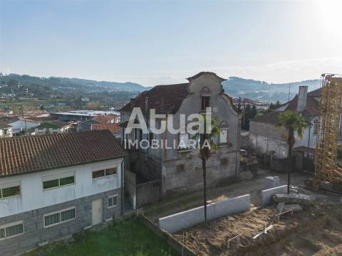 Moradia para Restaurar T6 Venda em Urgezes,Guimarães