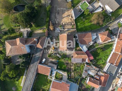 Moradia para Restaurar T6 Venda em Urgezes,Guimarães