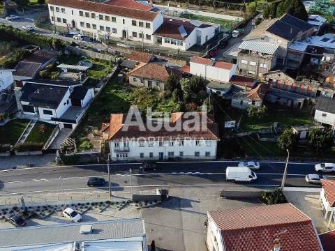 Moradia para Restaurar T3 Venda em Nespereira,Guimarães