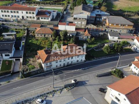 Moradia para Restaurar T3 Venda em Nespereira,Guimarães