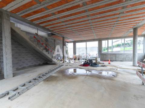 Armazém  Venda em Ferreiros e Gondizalves,Braga