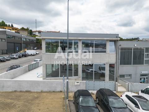 Armazém  Venda em Ferreiros e Gondizalves,Braga