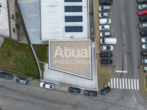 Armazém  Venda em Ferreiros e Gondizalves,Braga