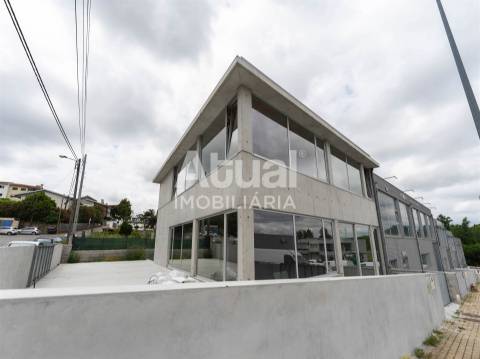 Armazém  Venda em Ferreiros e Gondizalves,Braga