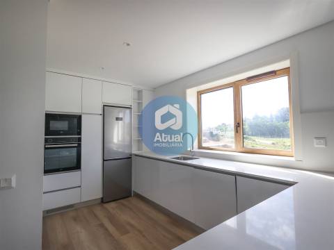 Apartamento T3 Venda em Silvares, Pias, Nogueira e Alvarenga,Lousada