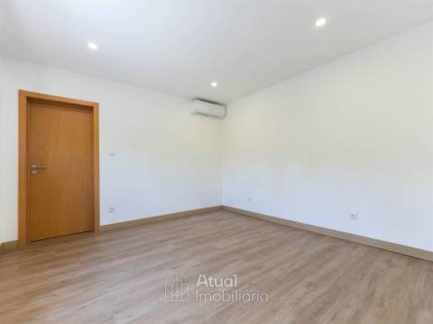 Moradia T1 Venda em Caldas de Vizela (São Miguel e São João),Vizela