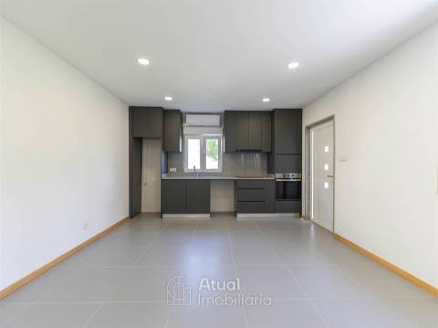 Moradia T1 Venda em Caldas de Vizela (São Miguel e São João),Vizela