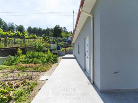 Moradia T1 Venda em Caldas de Vizela (São Miguel e São João),Vizela