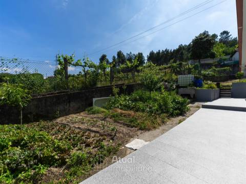 Moradia T1 Venda em Caldas de Vizela (São Miguel e São João),Vizela