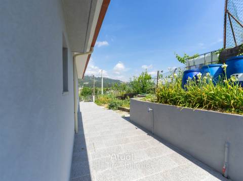 Moradia T1 Venda em Caldas de Vizela (São Miguel e São João),Vizela