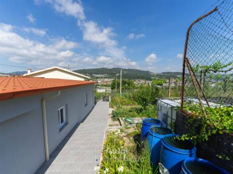 Moradia T1 Venda em Caldas de Vizela (São Miguel e São João),Vizela