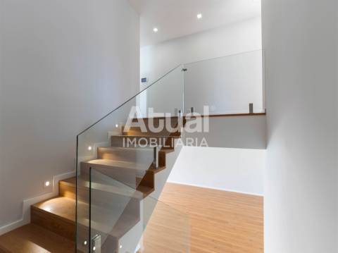 Moradia Isolada T4 Venda em Mancelos,Amarante