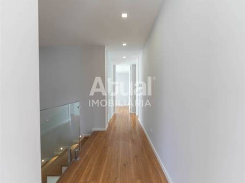 Moradia Isolada T4 Venda em Mancelos,Amarante