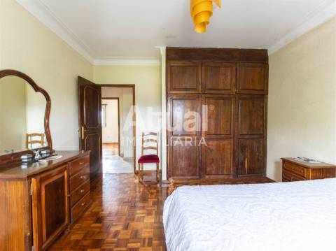 Moradia T3 Venda em Moreira de Cónegos,Guimarães