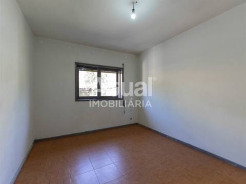 Moradia Isolada T4 Venda em Nespereira,Guimarães