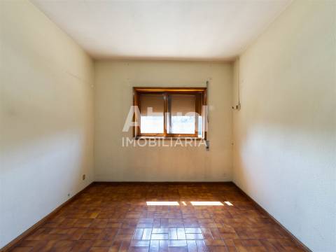 Moradia Isolada T4 Venda em Nespereira,Guimarães