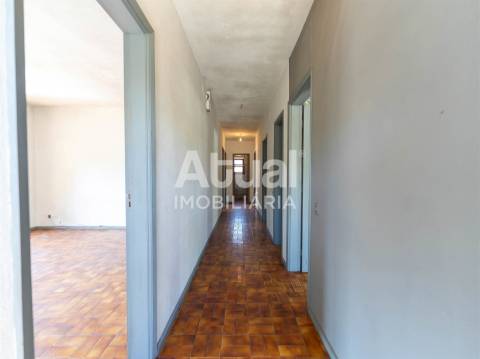 Moradia Isolada T4 Venda em Nespereira,Guimarães