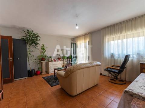 Moradia Isolada T4 Venda em Nespereira,Guimarães