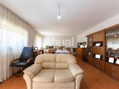 Moradia Isolada T4 Venda em Nespereira,Guimarães