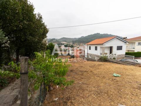 Terreno Para Construção  Venda em Moreira de Cónegos,Guimarães