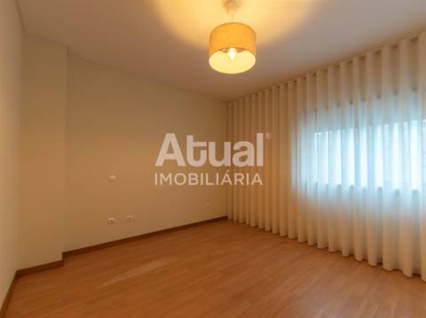 Apartamento T3 Venda em Caldas de Vizela (São Miguel e São João),Vizela