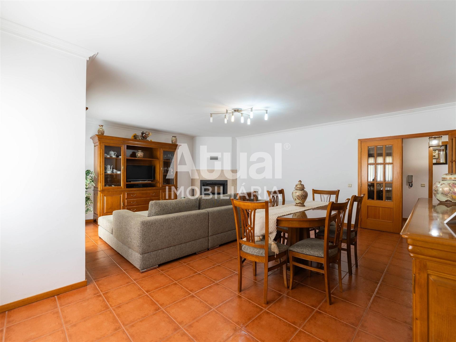 Apartamento T2 Venda em Santa Eulália,Vizela