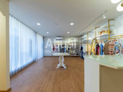 Loja  Arrendamento em Caldas de Vizela (São Miguel e São João),Vizela