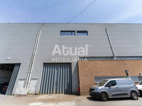 Armazém  Venda em Tagilde e Vizela (São Paio),Vizela