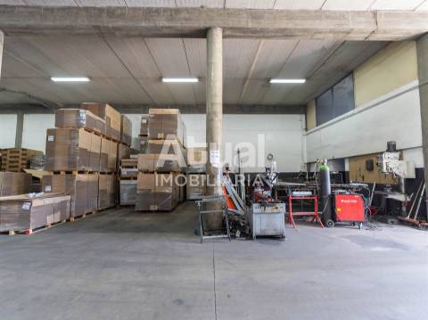 Armazém  Venda em Tagilde e Vizela (São Paio),Vizela