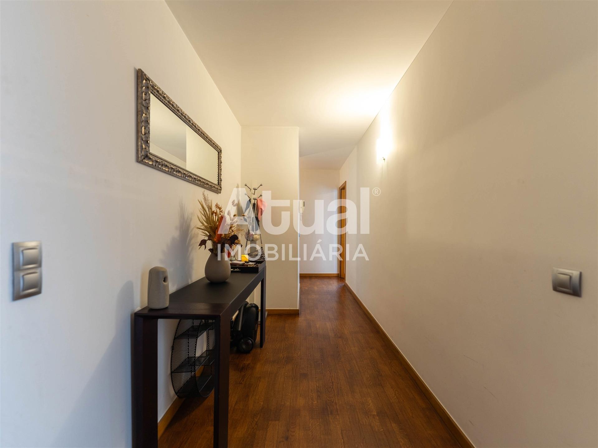Apartamento T3 Venda em Caldas de Vizela (São Miguel e São João),Vizela