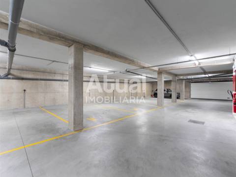 Garagem  Venda em Caldas de Vizela (São Miguel e São João),Vizela