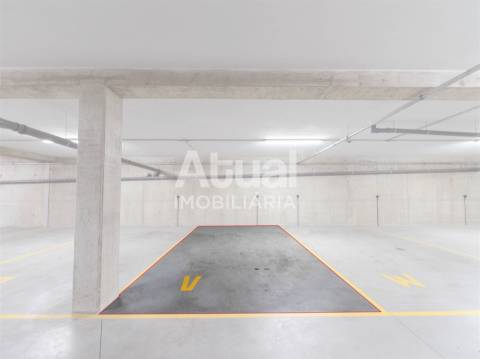 Garagem  Venda em Caldas de Vizela (São Miguel e São João),Vizela