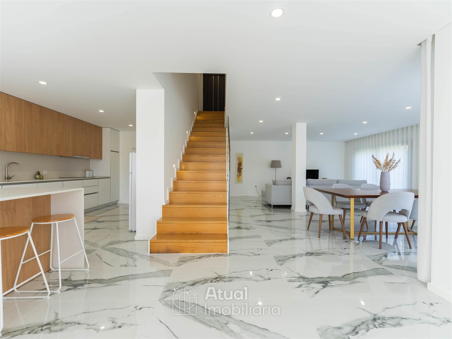 Moradia em Banda T3 Venda em Tagilde e Vizela (São Paio),Vizela