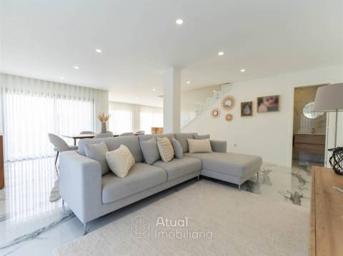 Moradia em Banda T3 Venda em Tagilde e Vizela (São Paio),Vizela