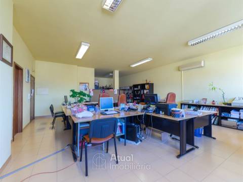 Loja  Venda em Campo (São Martinho), São Salvador do Campo e Negrelos (São Mamede),Santo Tirso