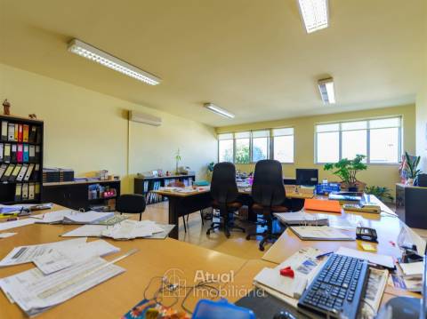 Loja  Venda em Campo (São Martinho), São Salvador do Campo e Negrelos (São Mamede),Santo Tirso