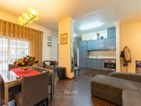Apartamento T2 Venda em Caldas de Vizela (São Miguel e São João),Vizela