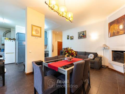 Apartamento T2 Venda em Caldas de Vizela (São Miguel e São João),Vizela