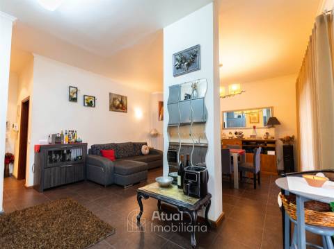 Apartamento T2 Venda em Caldas de Vizela (São Miguel e São João),Vizela