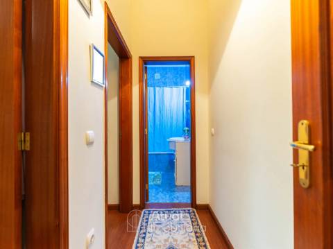 Apartamento T2 Venda em Caldas de Vizela (São Miguel e São João),Vizela