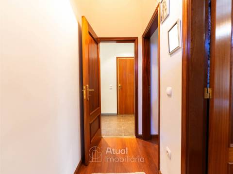 Apartamento T2 Venda em Caldas de Vizela (São Miguel e São João),Vizela