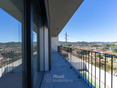 Moradia em Banda T3 Venda em Caldas de Vizela (São Miguel e São João),Vizela