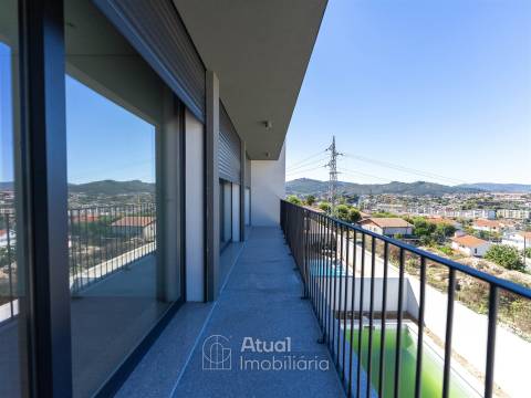 Moradia em Banda T3 Venda em Caldas de Vizela (São Miguel e São João),Vizela