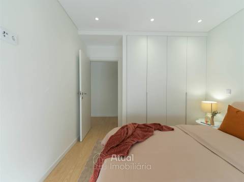 Moradia em Banda T3 Venda em Caldas de Vizela (São Miguel e São João),Vizela